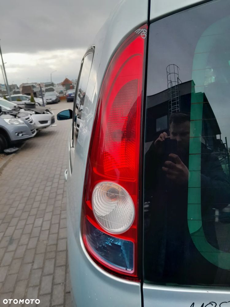 RENAULT ESPACE IV LAMPA TYLNA LEWA W BŁOTNIK - 1