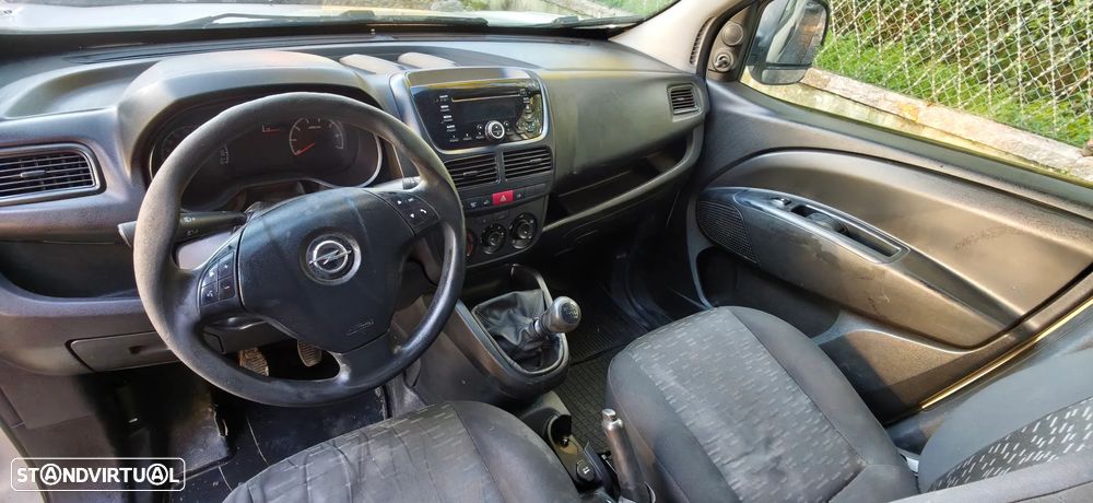 Opel Combo 1.6 CDTi L2H1 S/S - 20