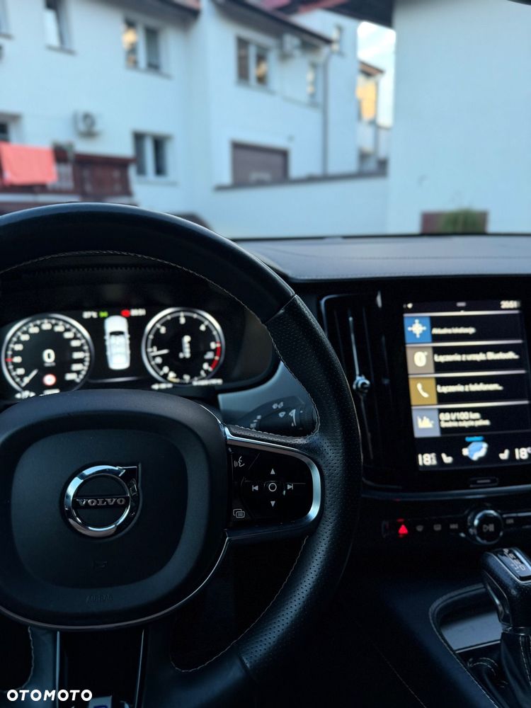 Volvo S90 D3 R-Design - 11