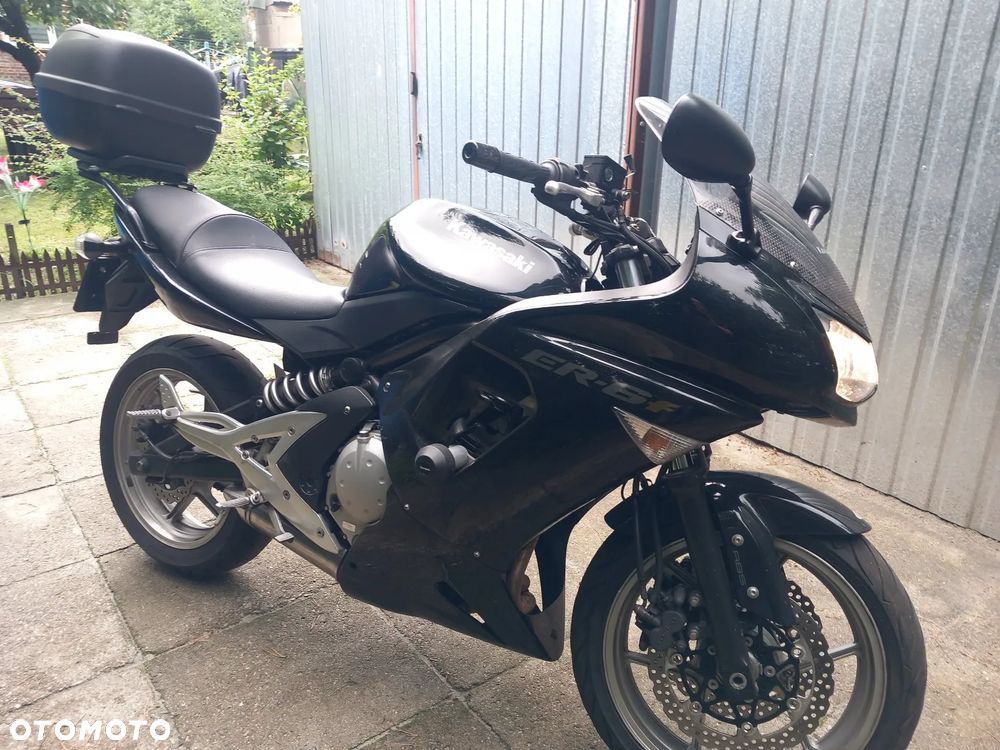 Kawasaki ER - 12