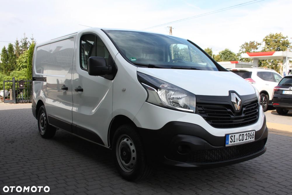 Renault TRAFIC - 1