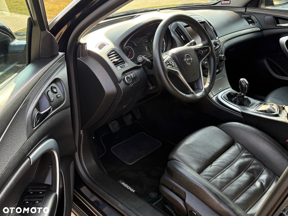 Opel Insignia 2.0 CDTI S&S - 10