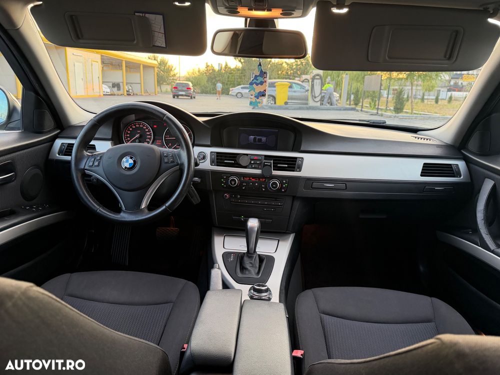 BMW Seria 3 320d DPF Aut. - 7