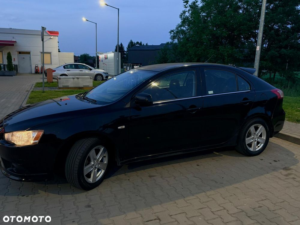 Mitsubishi Lancer 1.8 Intense - 2