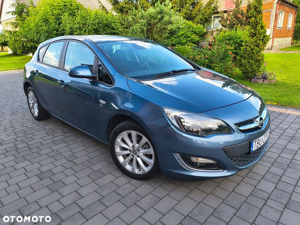 Opel Astra 1.4 T Edition 150 - 1