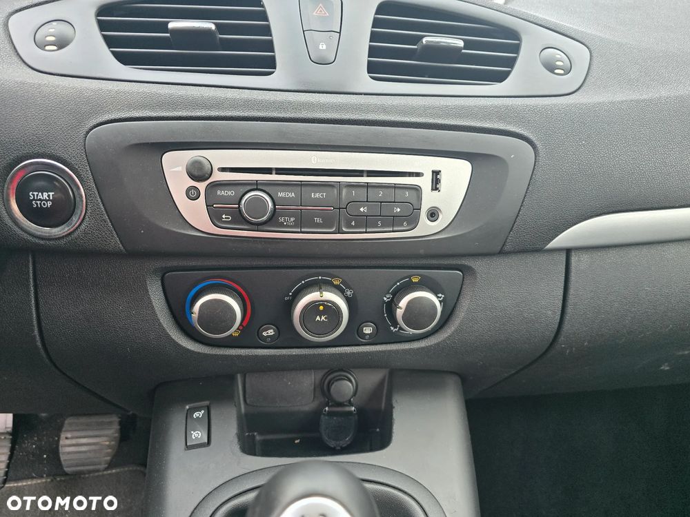 Renault Scenic dCi 110 FAP Dynamique - 10