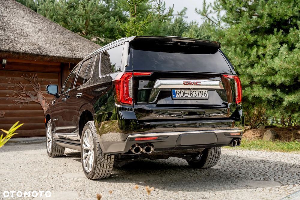 GMC Yukon - 12