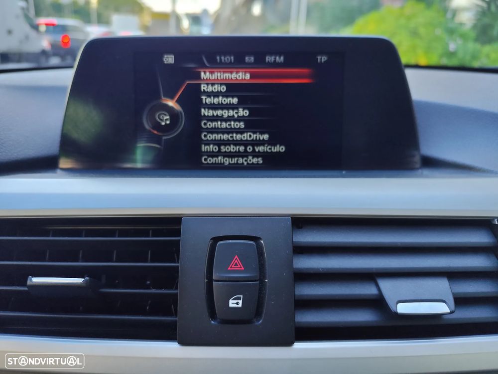 BMW 320 d Auto - 4