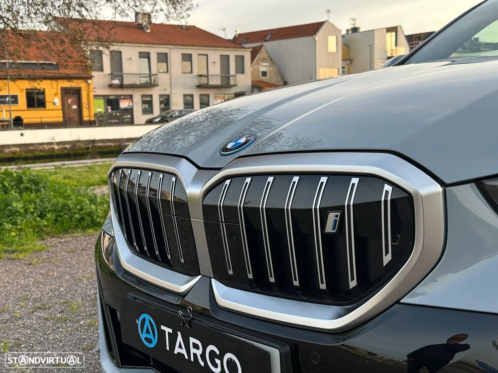 BMW i5 eDrive40 Pack Desportivo M - 34