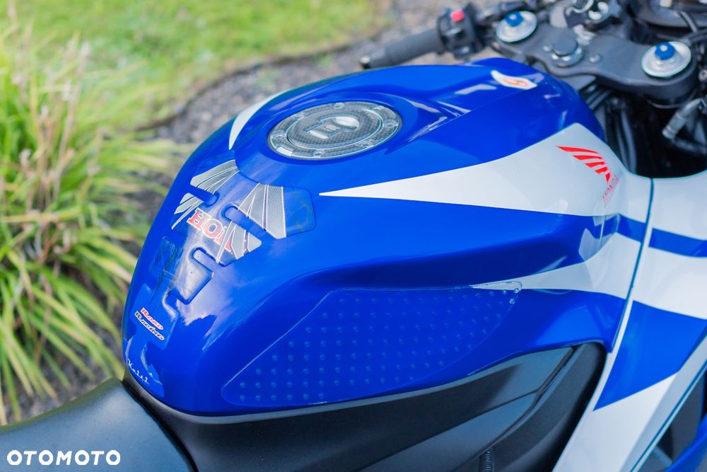 Honda CBR - 21