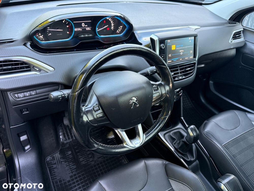 Peugeot 2008 BlueHDi 100 STOP & START Allure - 16
