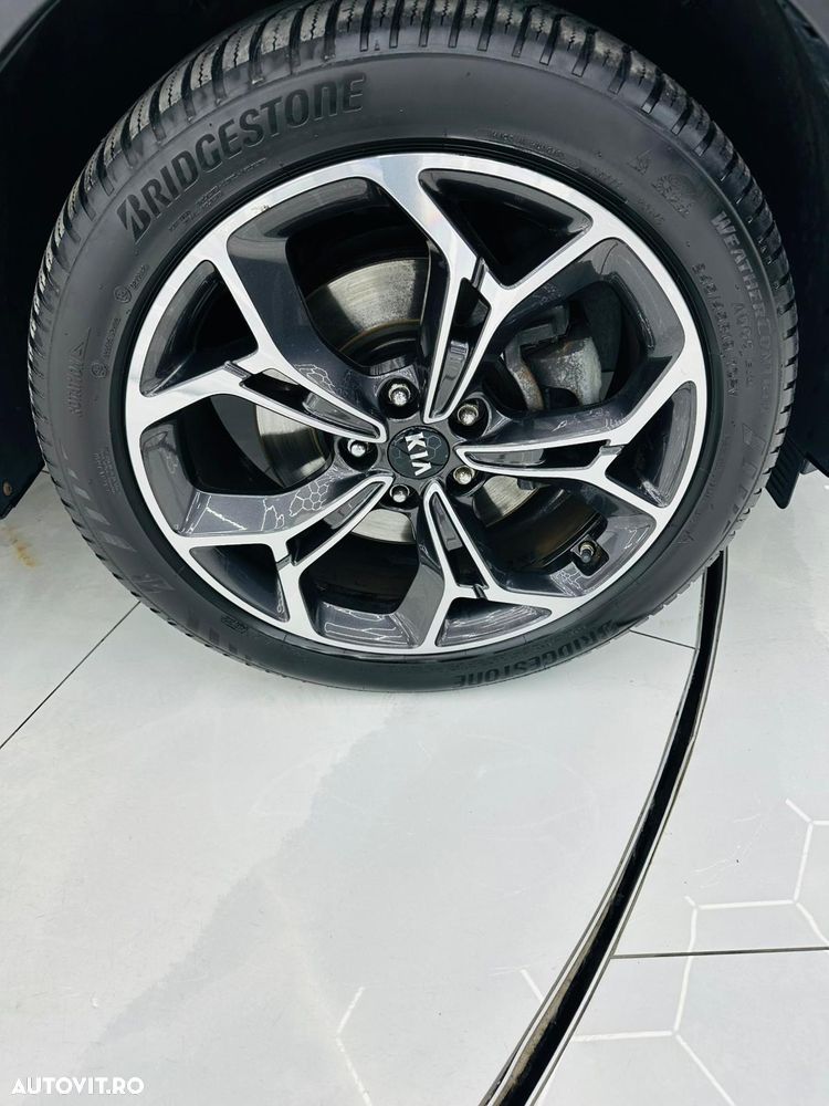 Kia Sportage 1.6 DSL MHEV 7DCT HP 4x2 GT Line - 10