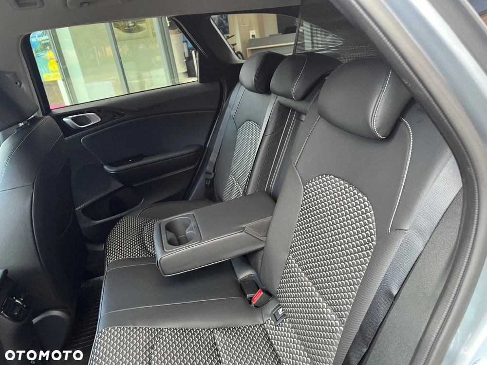 Kia Ceed 1.5 T-GDI Tribute - 18