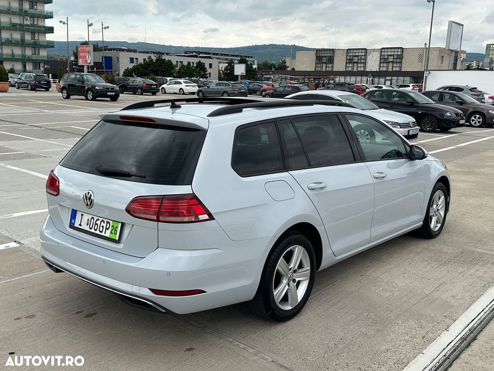 Volkswagen Golf 1.6 TDI DSG Highline - 10