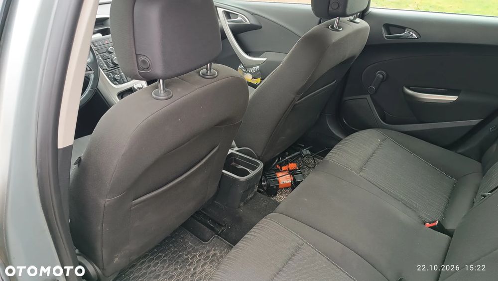 Opel Astra 2011 photo 5