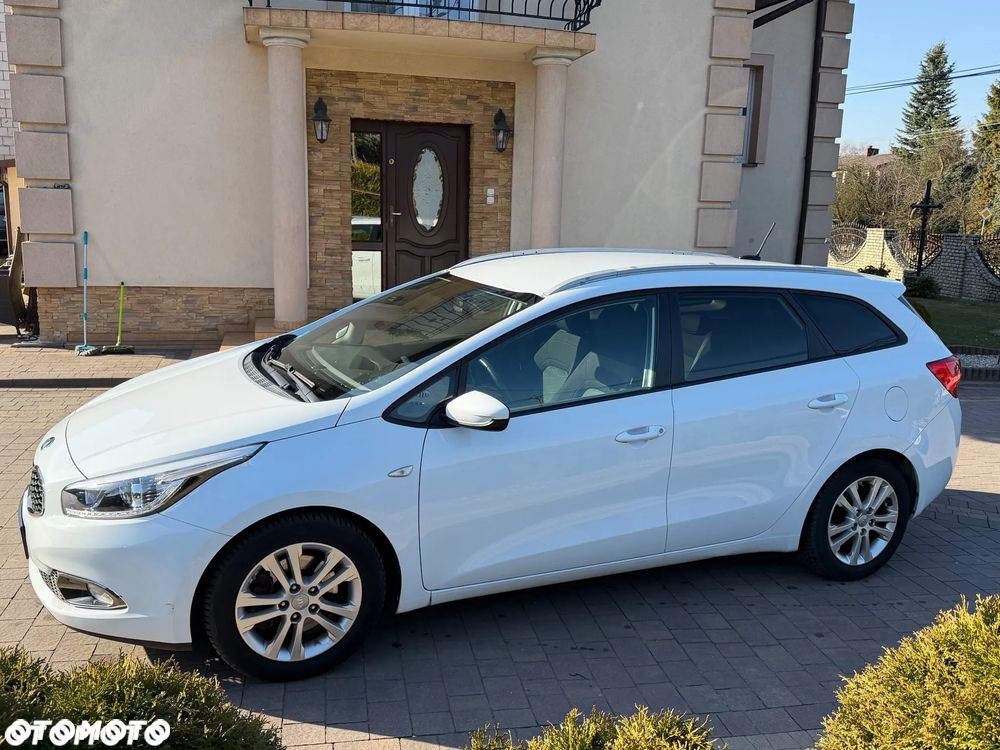 Kia Ceed 1.6 GDI Spirit - 13