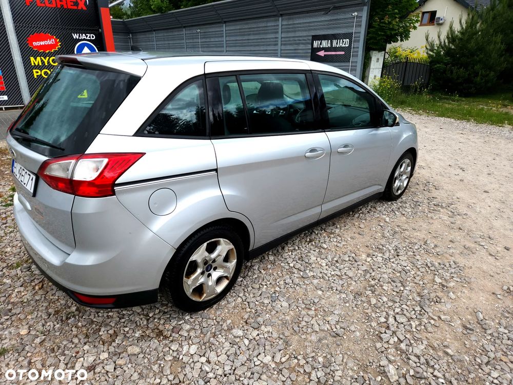 Ford Grand C-MAX - 4