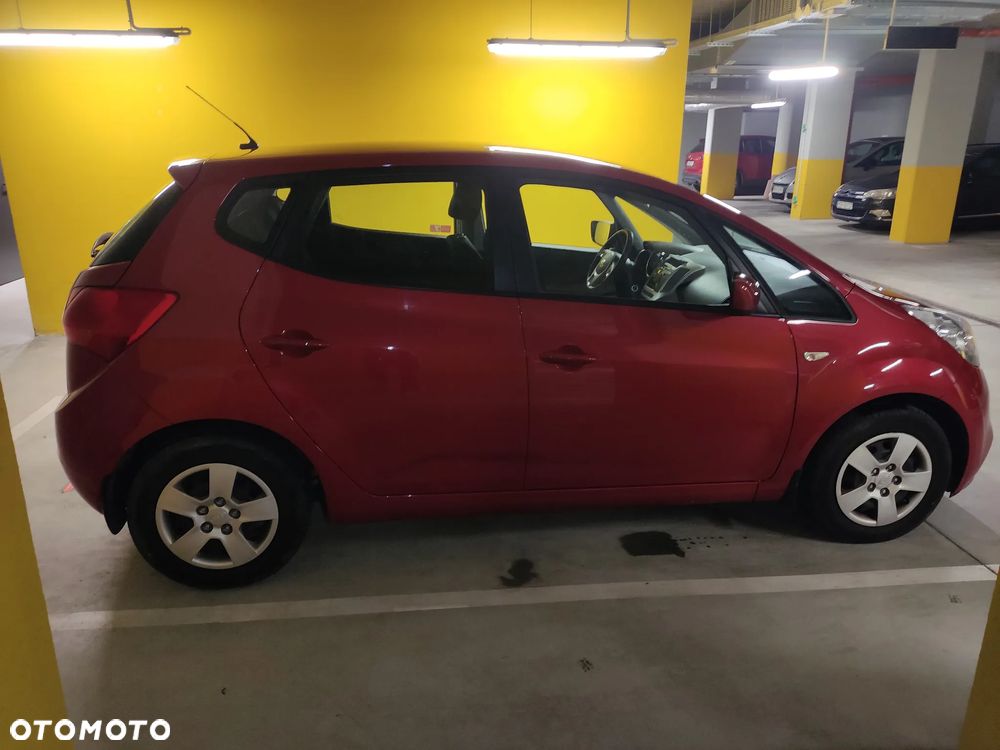 Kia Venga 1.4 M - 11