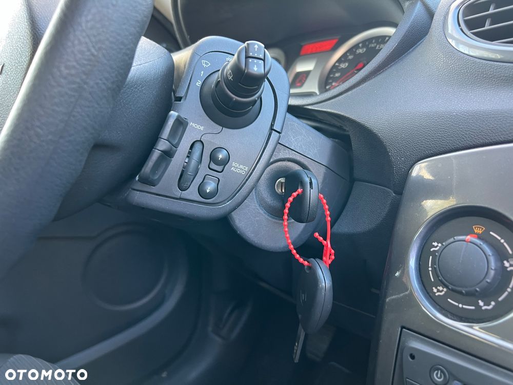 Renault Clio 1.2 16V 75 Dynamique - 14