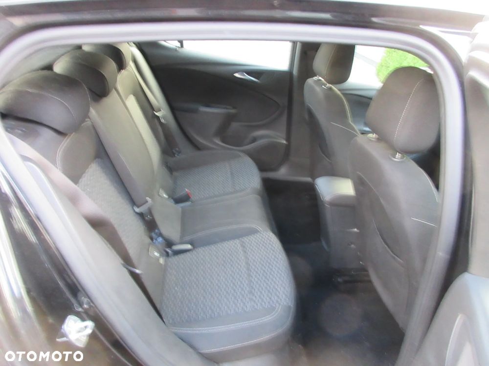 Opel Astra - 12