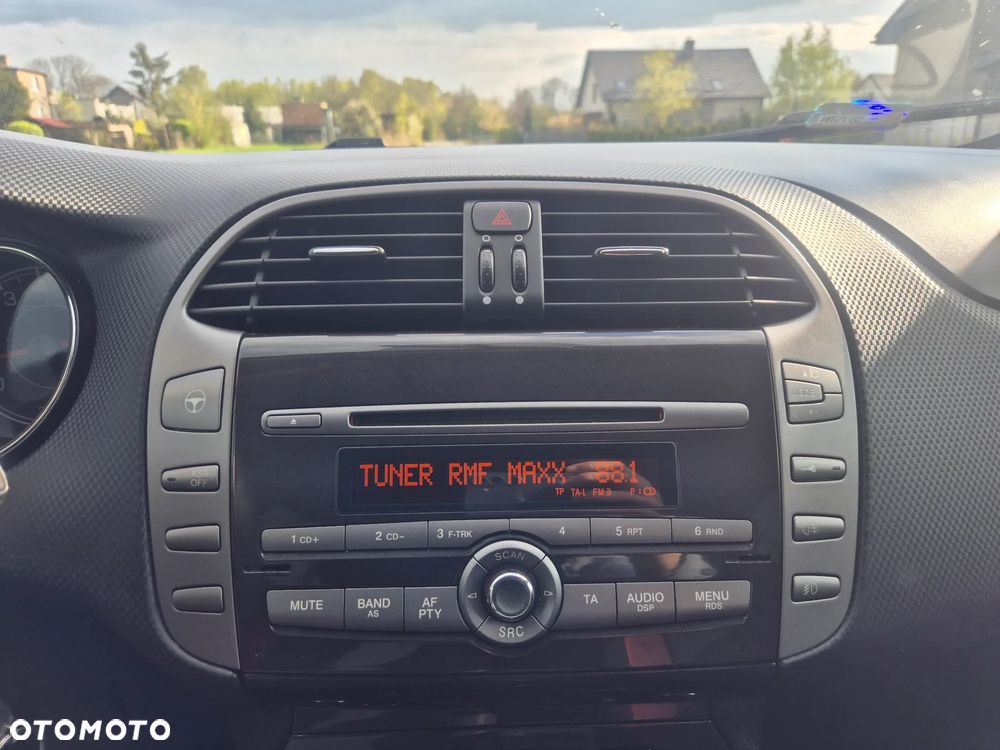 Fiat Bravo 1.4 T-JET 16V Dynamic - 31