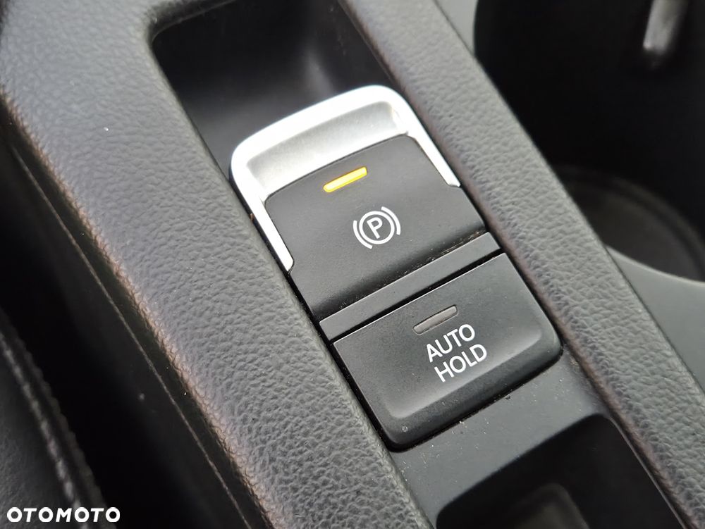 Volkswagen Passat 2.0 TDI BMT Highline DSG7 - 22