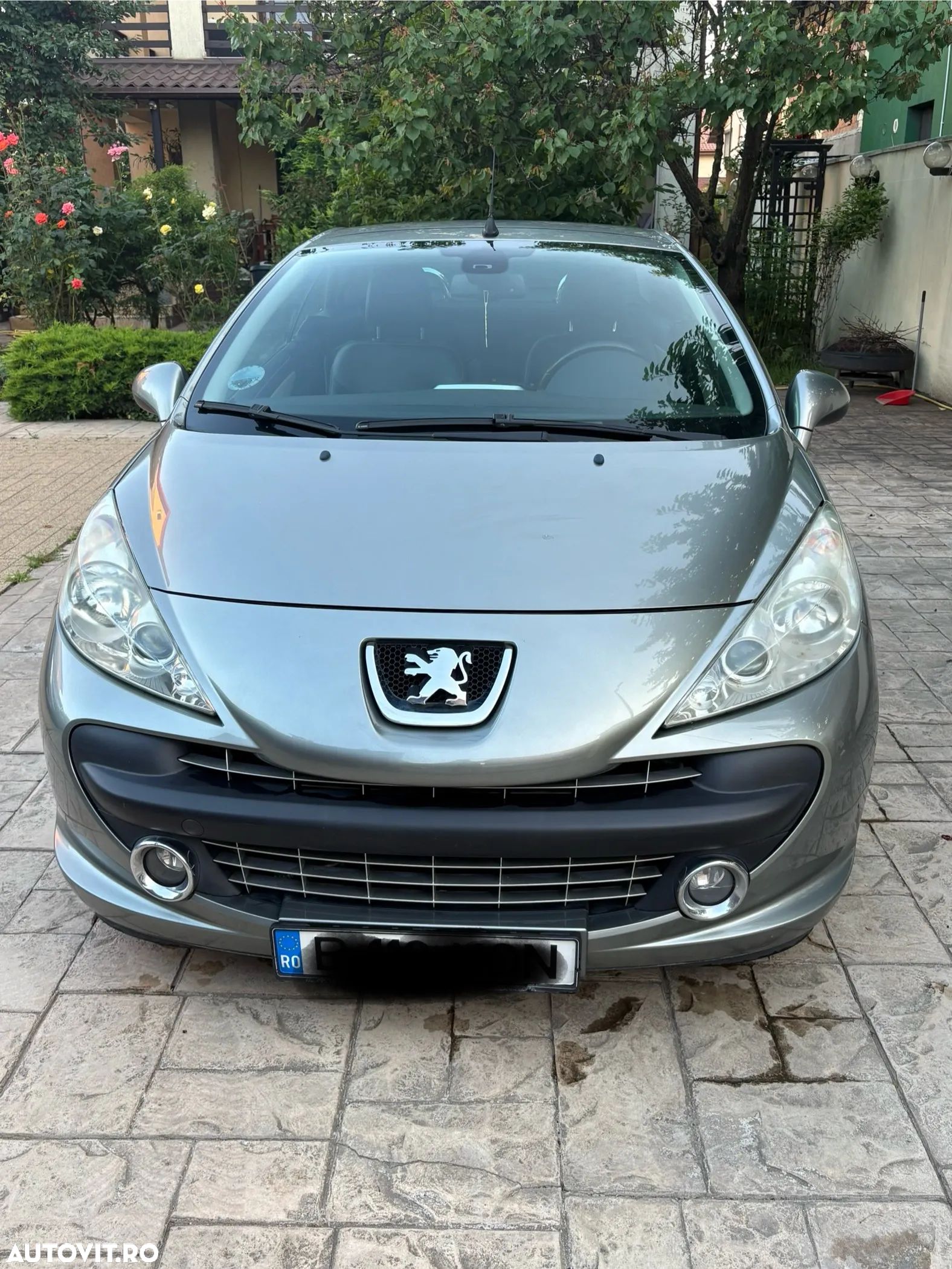 Peugeot 207 CC 120 VTi Automatik Roland Garros - 1