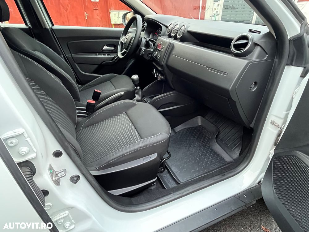 Dacia Duster 1.6 SCe 4WD Essential - 7