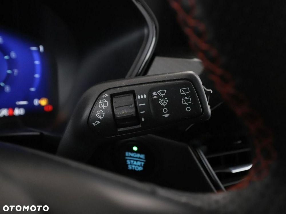 Ford Kuga 1.5 EcoBoost ST-LINE X - 34