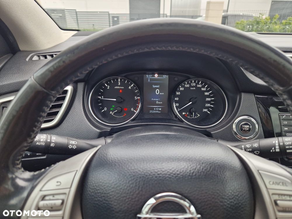 Nissan Qashqai 1.5 dCi Tekna+ - 8