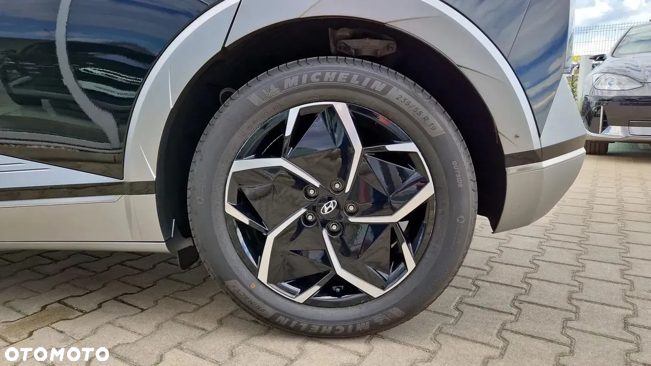 Hyundai IONIQ - 24