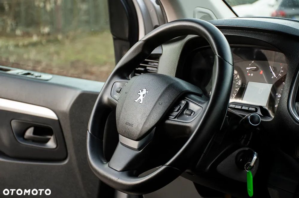 Peugeot Expert L3H1 EAT8 TwinCab Premium - 26