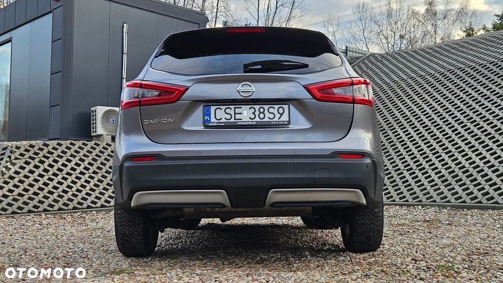 Nissan Qashqai 1.3 DIG-T N-CONNECTA - 18