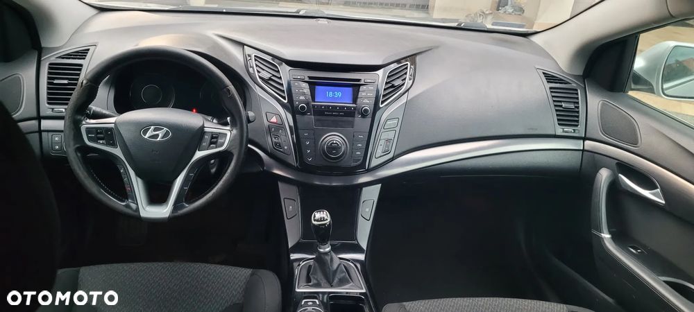 Hyundai i40 1.7 CRDi Comfort + - 9