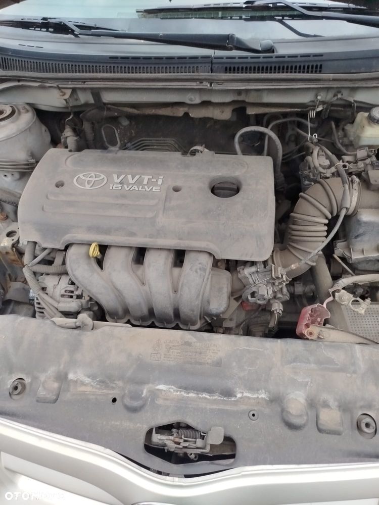 Toyota Corolla  e 12 na części. - 8