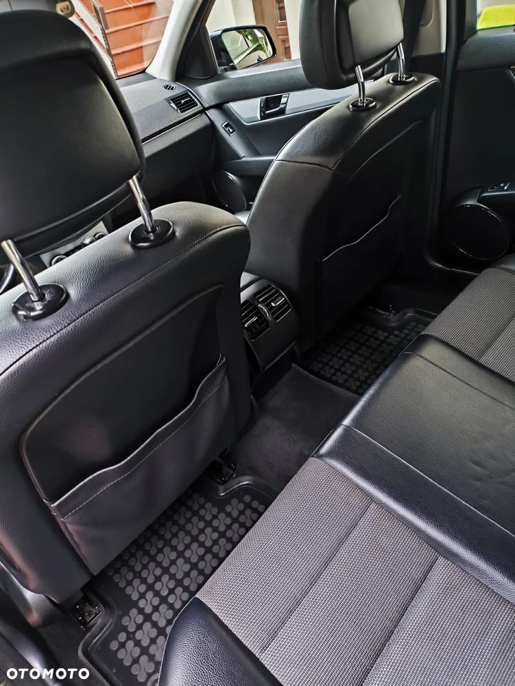 Mercedes-Benz Klasa C 220 CDI DPF Automatik BlueEFFICIENCY Avantgarde - 10