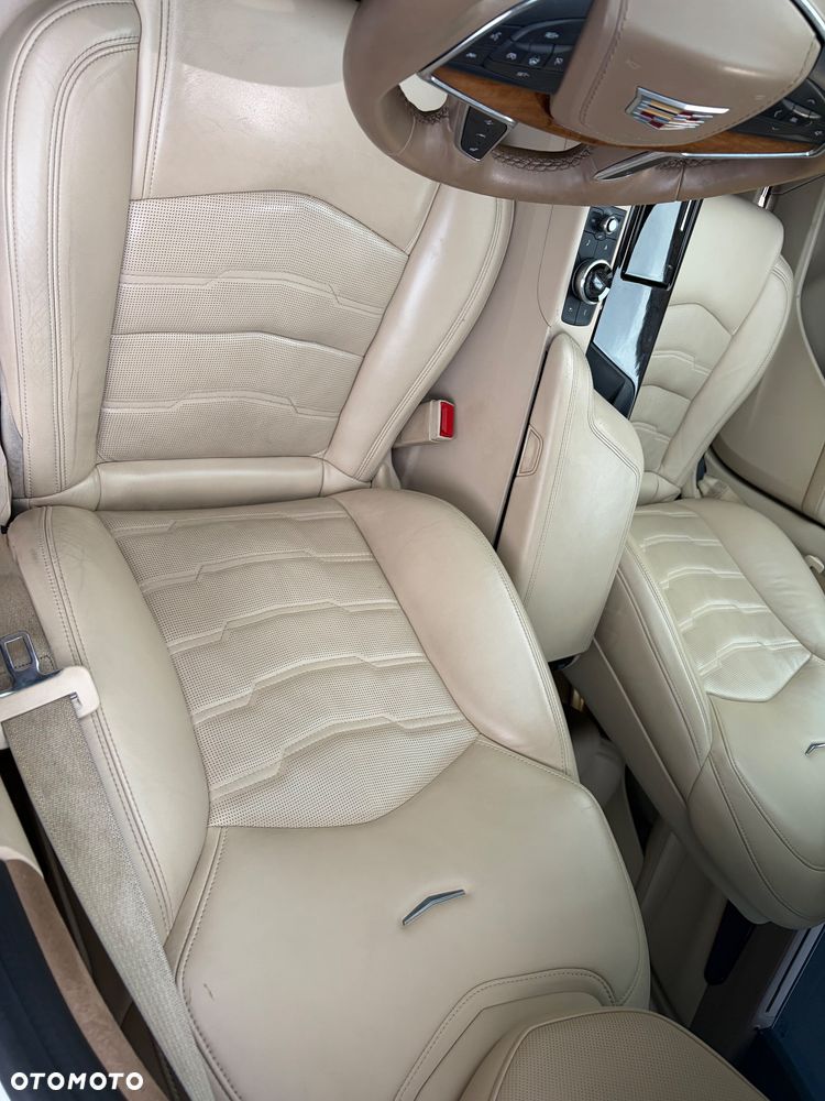 Cadillac CT6 - 13