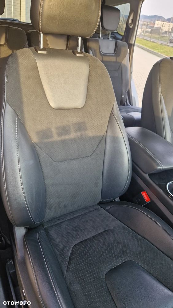Ford S-Max 2.0 TDCi Titanium - 30