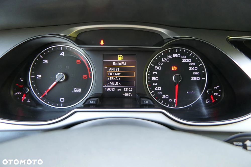 Audi A4 Avant 2.0 TDI ultra - 24