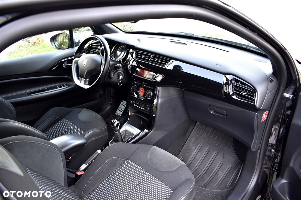 Citroën DS3 1.6 VTi SoChic - 22