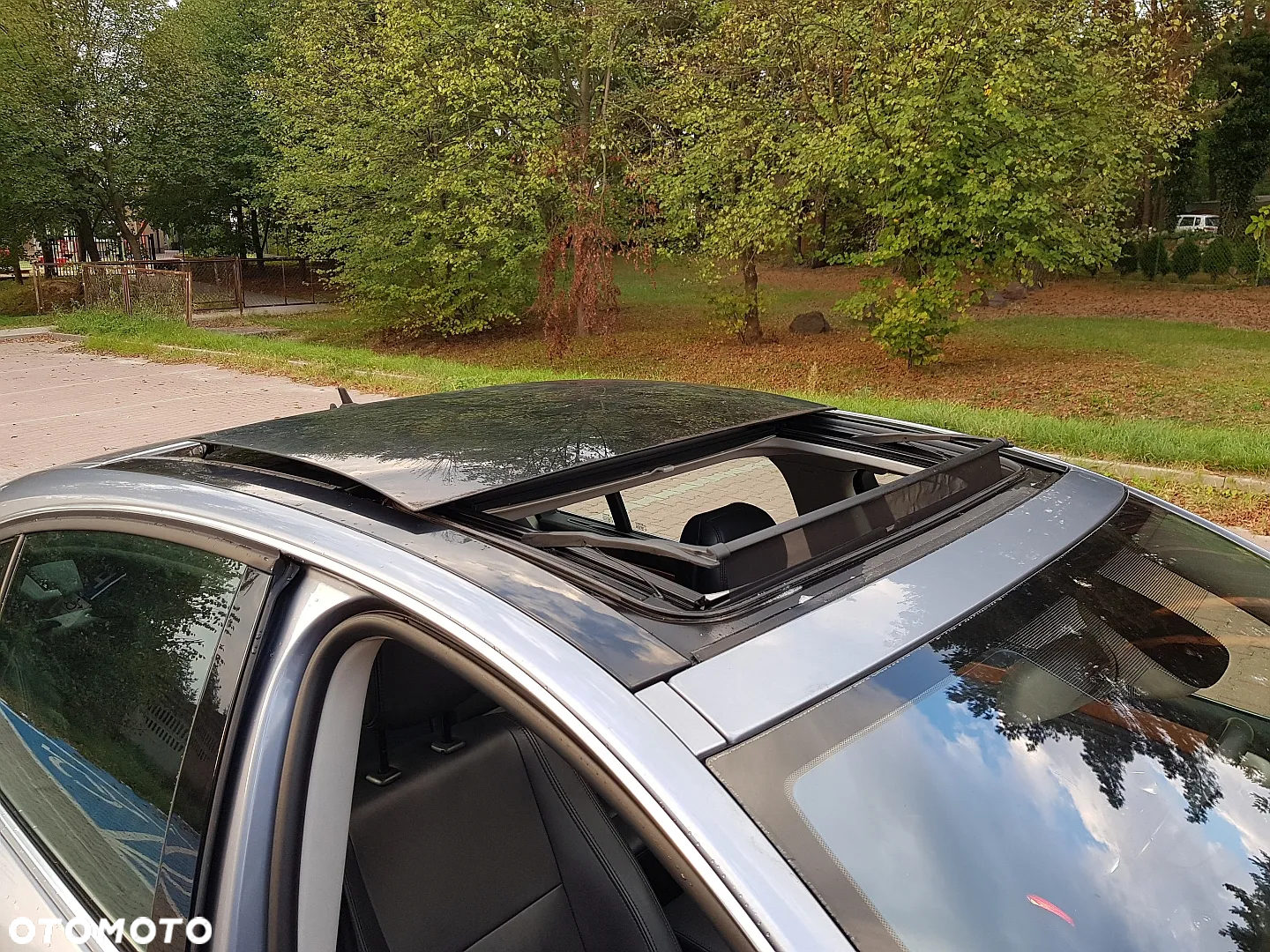 Renault Laguna dCi 150 FAP Initiale - 10