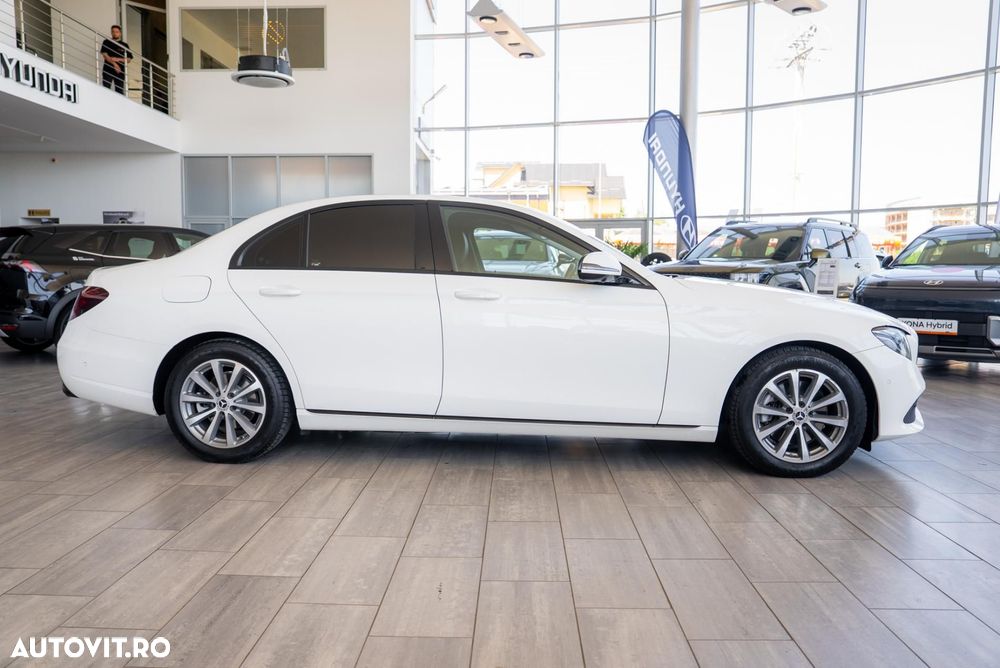 Mercedes-Benz E 220 d 4Matic 9G-TRONIC Avantgarde - 6
