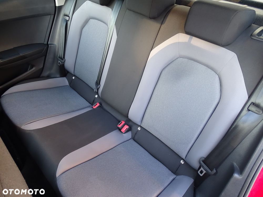 Seat Arona - 17