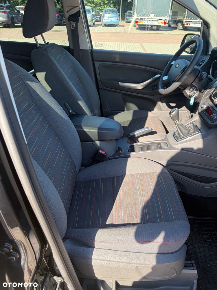 Ford C-MAX 1.8 Trend - 33
