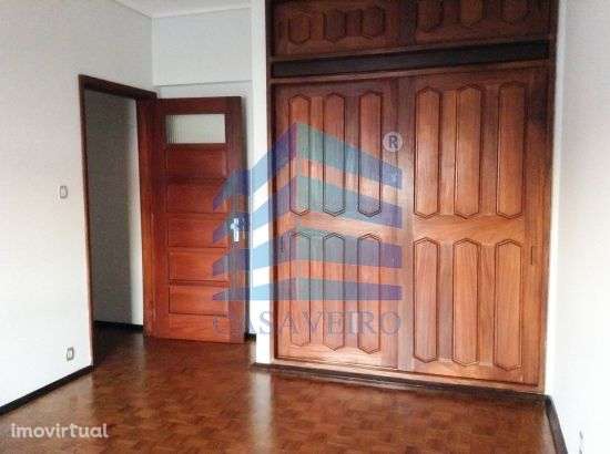 Arrenda T4 Centro de Aveiro - Grande imagem: 4/16