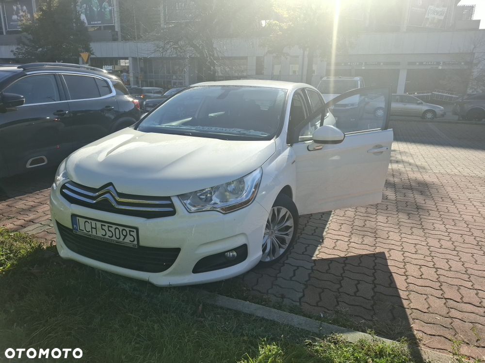 Citroen C4 2012 photo 4