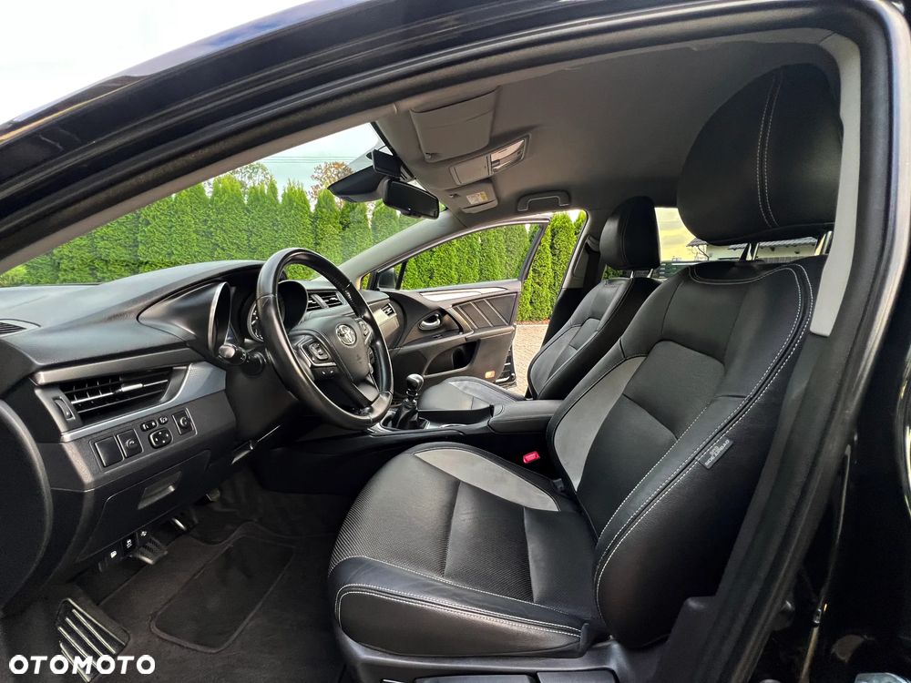 Toyota Avensis 1.8 Prestige - 9