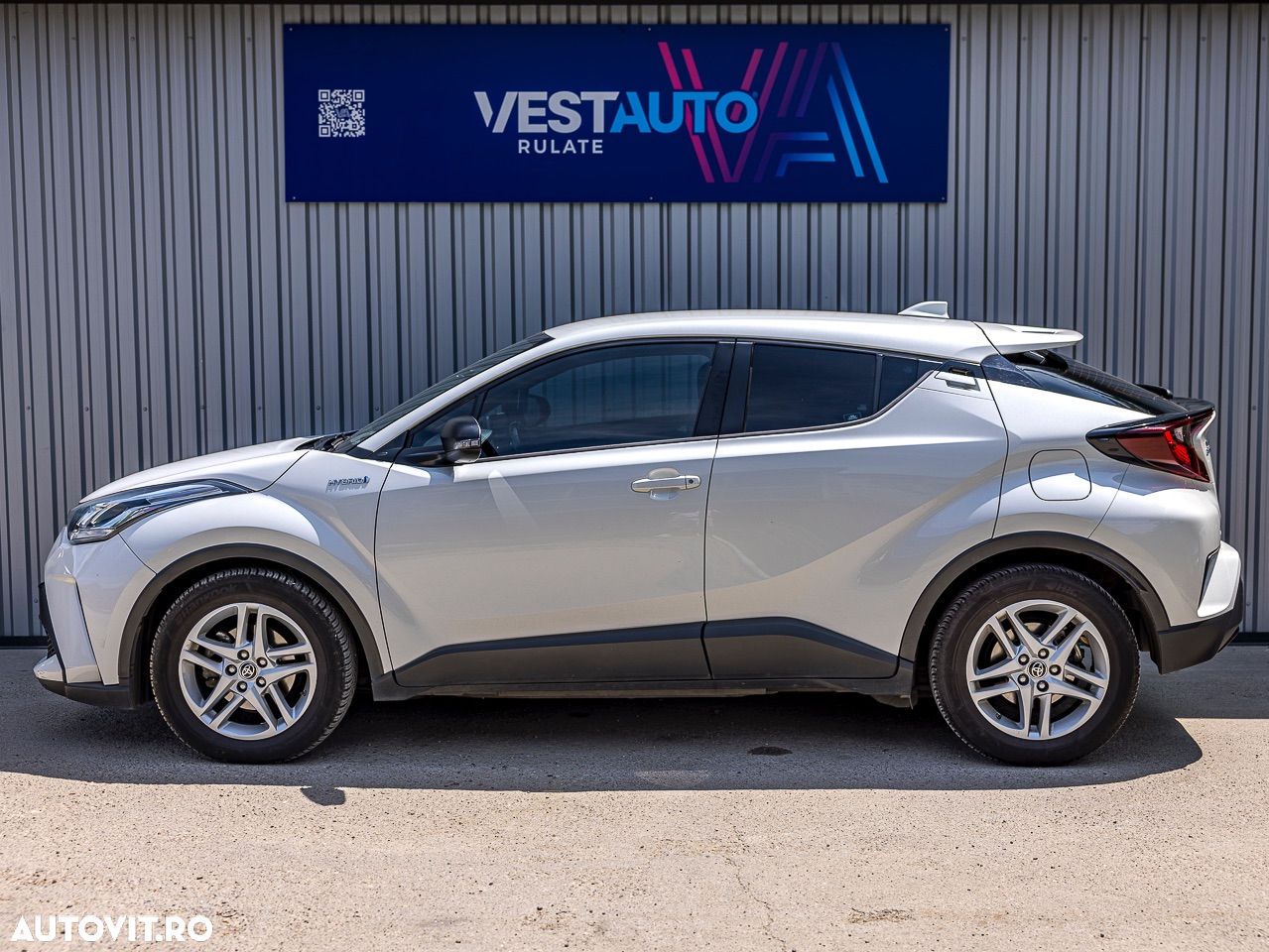 Toyota C-HR 1.8 HEV 140 CP 4x2 CVT Active - 17