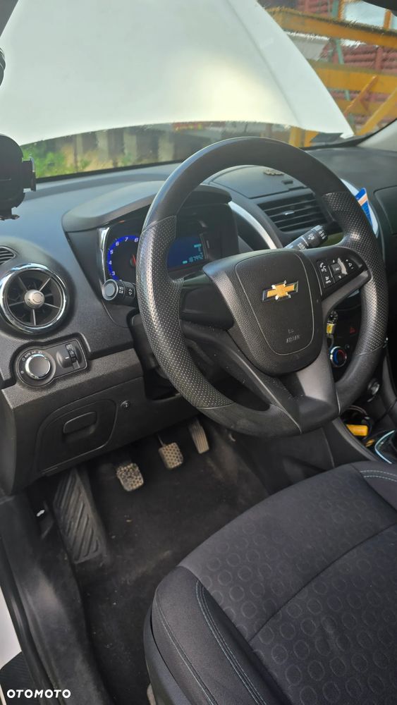 Chevrolet Trax 1.4 T LS - 12