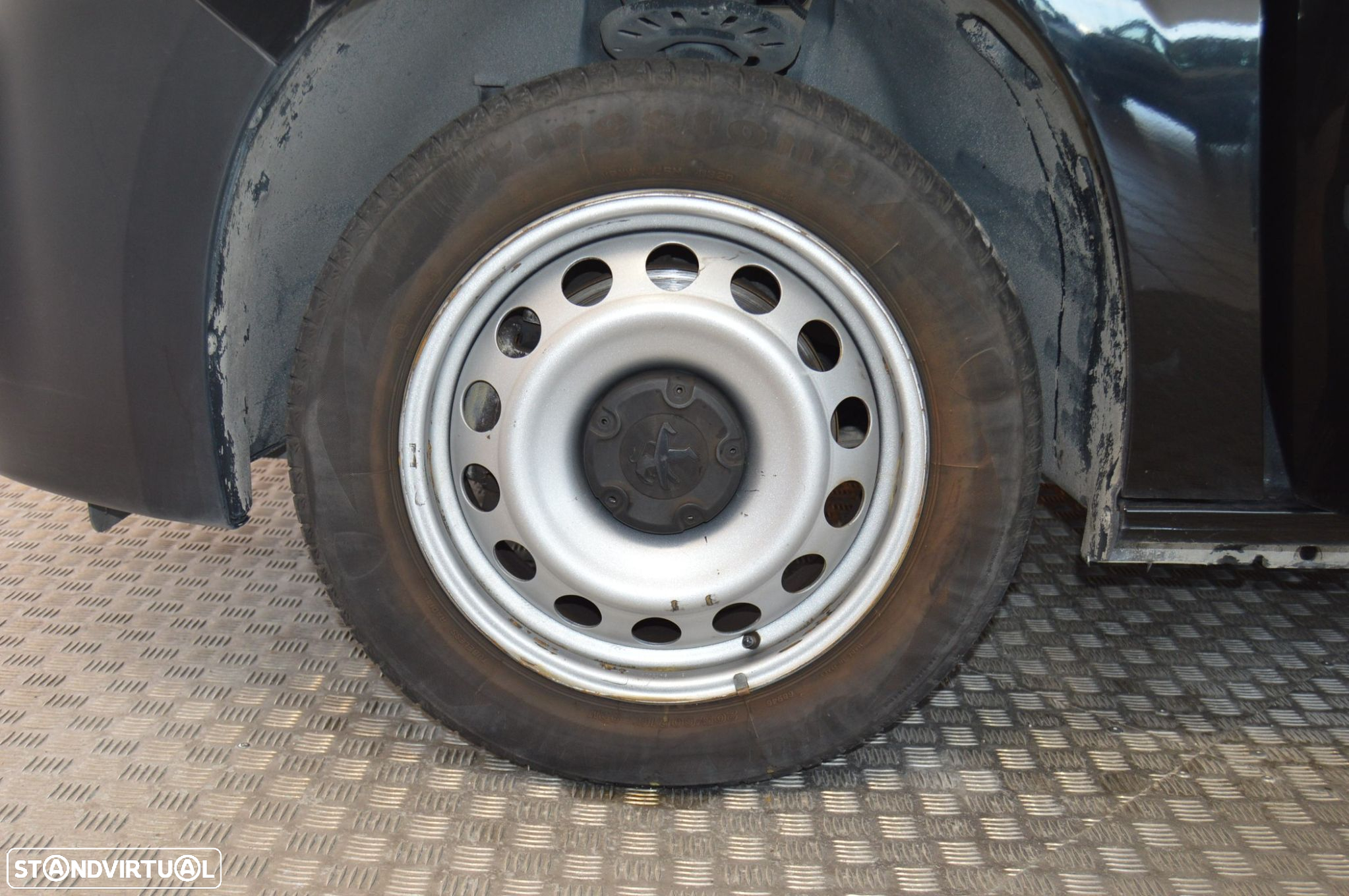 Peugeot Partner 1,5 Bluehdi Asphalt Longa - 21